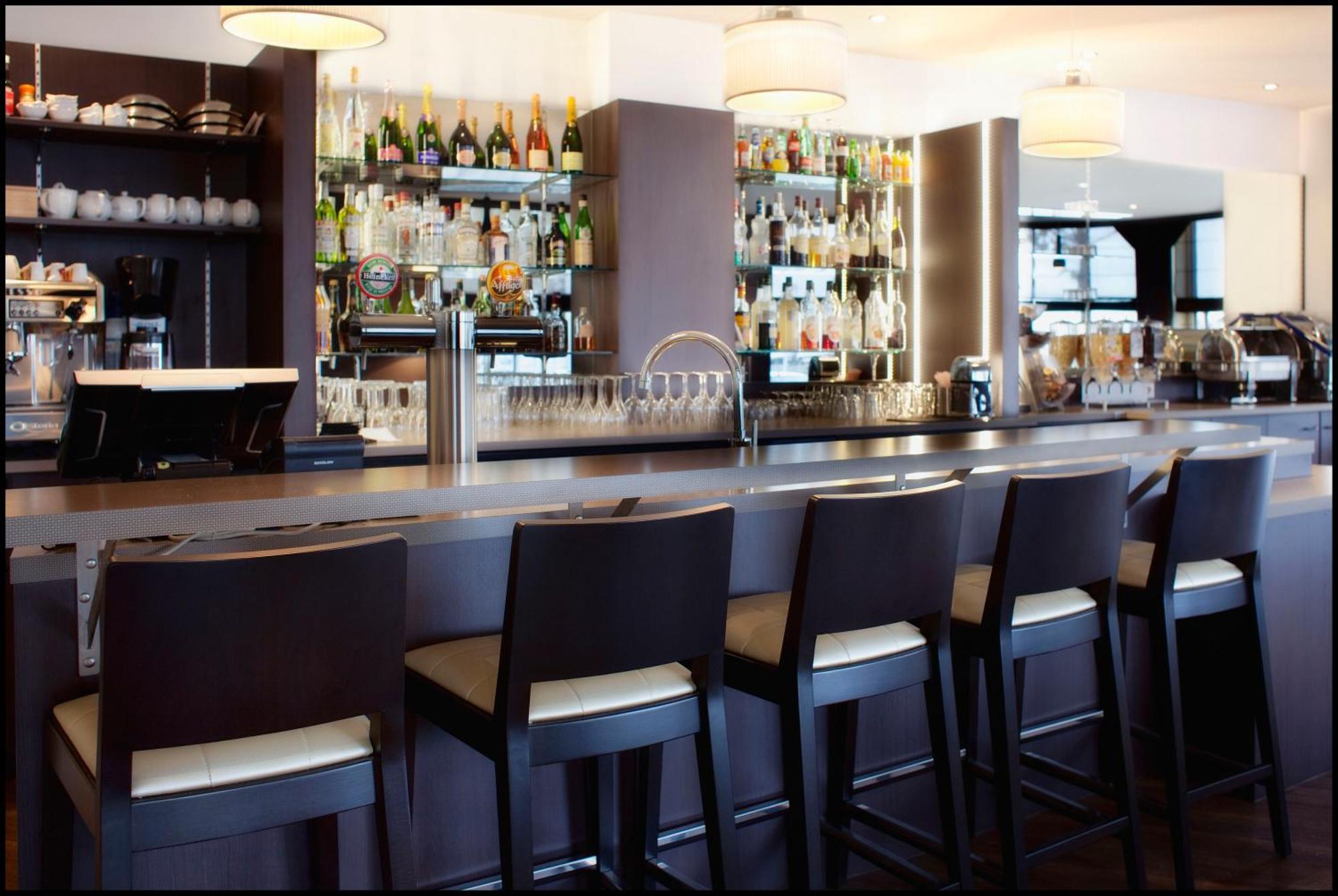 Hotel Le Berry Saint-Nazaire Екстер'єр фото