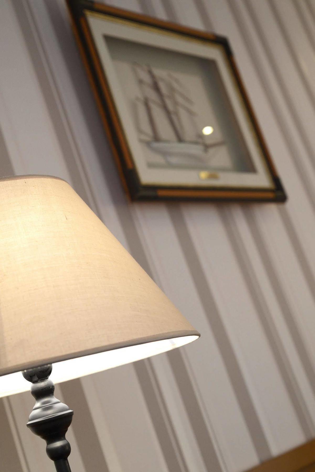 Hotel Le Berry Saint-Nazaire Екстер'єр фото
